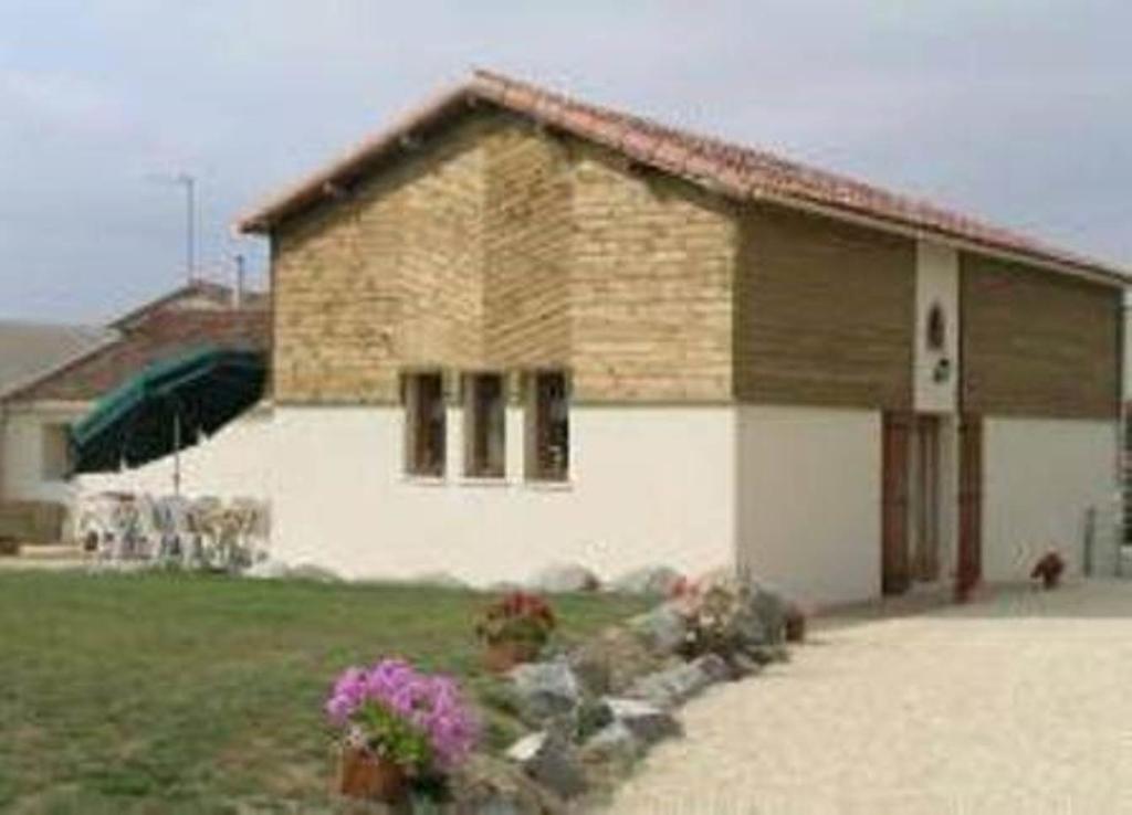 Gite De L'Ivronniere La Ronde  Exterior photo